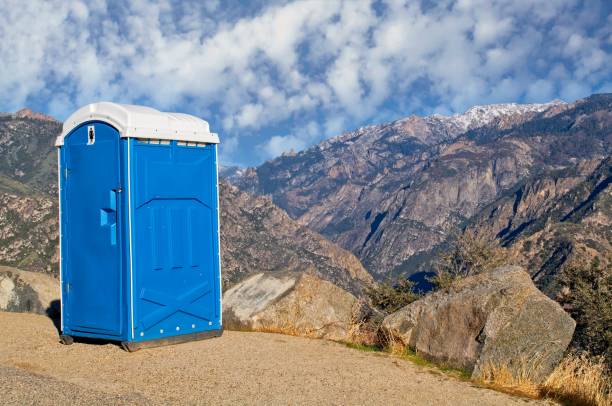 Porta potty delivery and setup in Malta, IL
