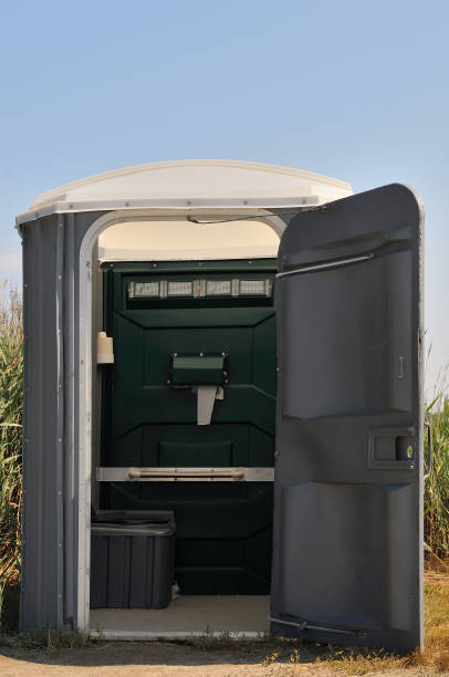 Best Portable toilet rental cost  in Malta, IL